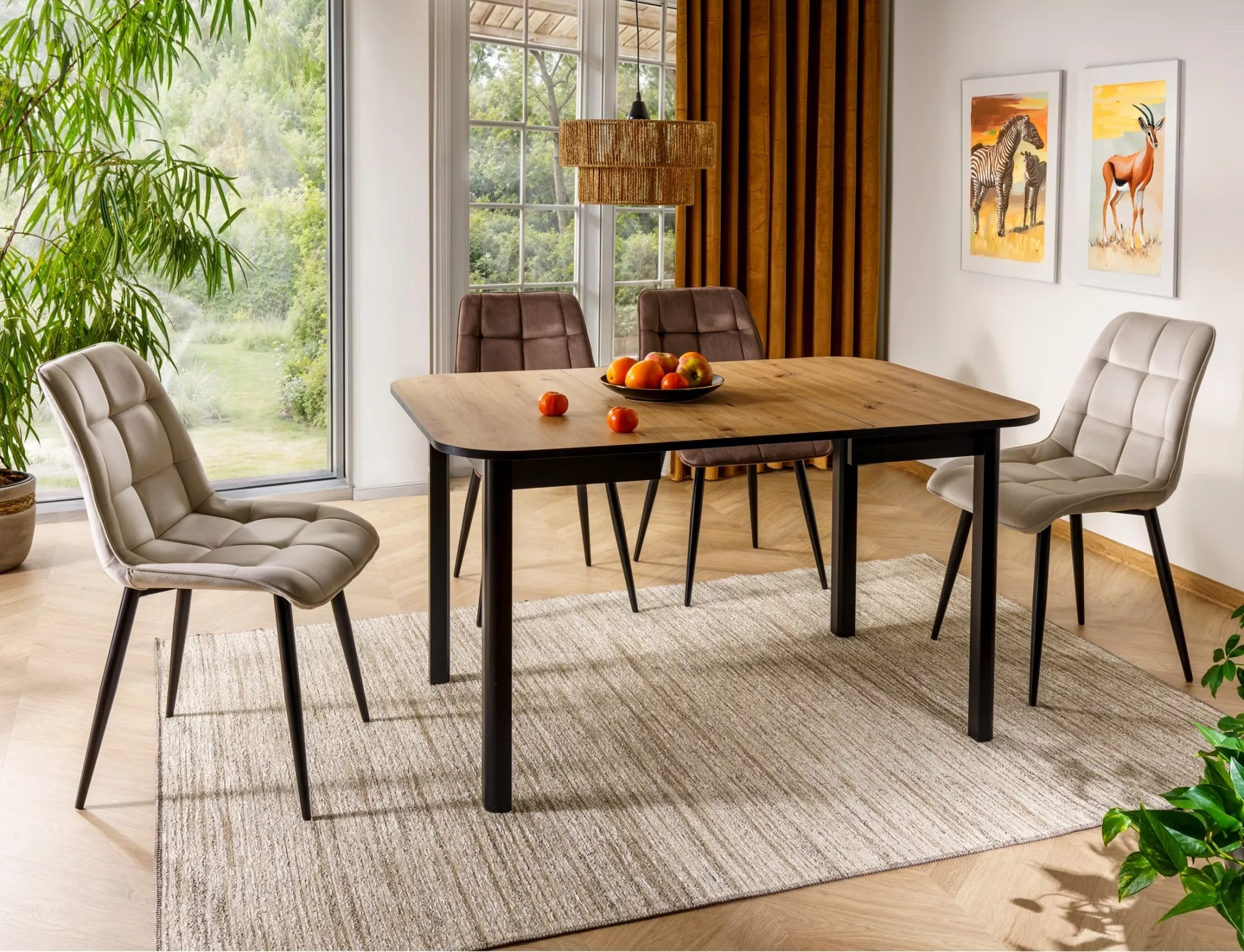 Jedálenská stolička Chic Velvet,  cappuccino / matná čierna