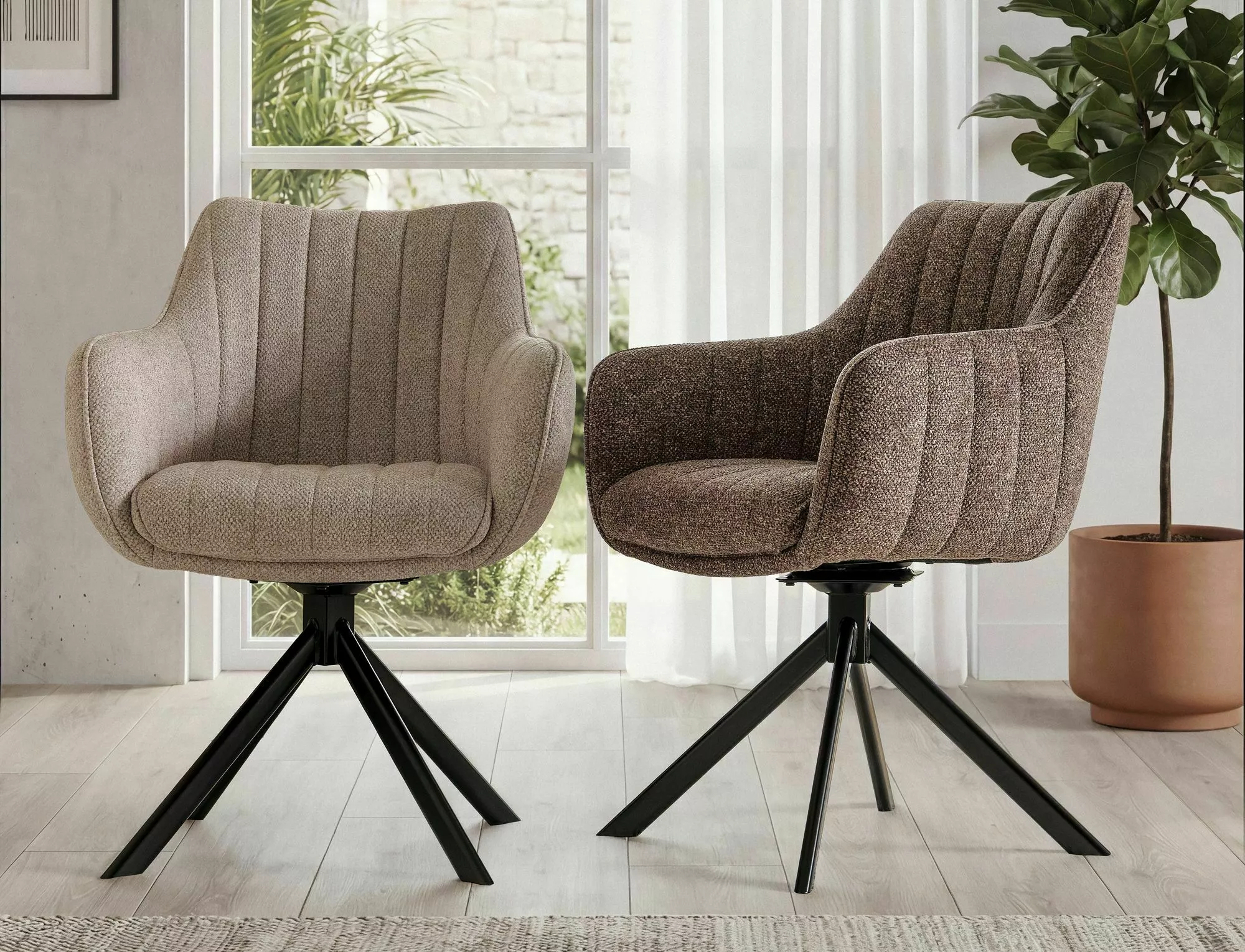 Jedálenská stolička Azalia Leo, svetlo béžová