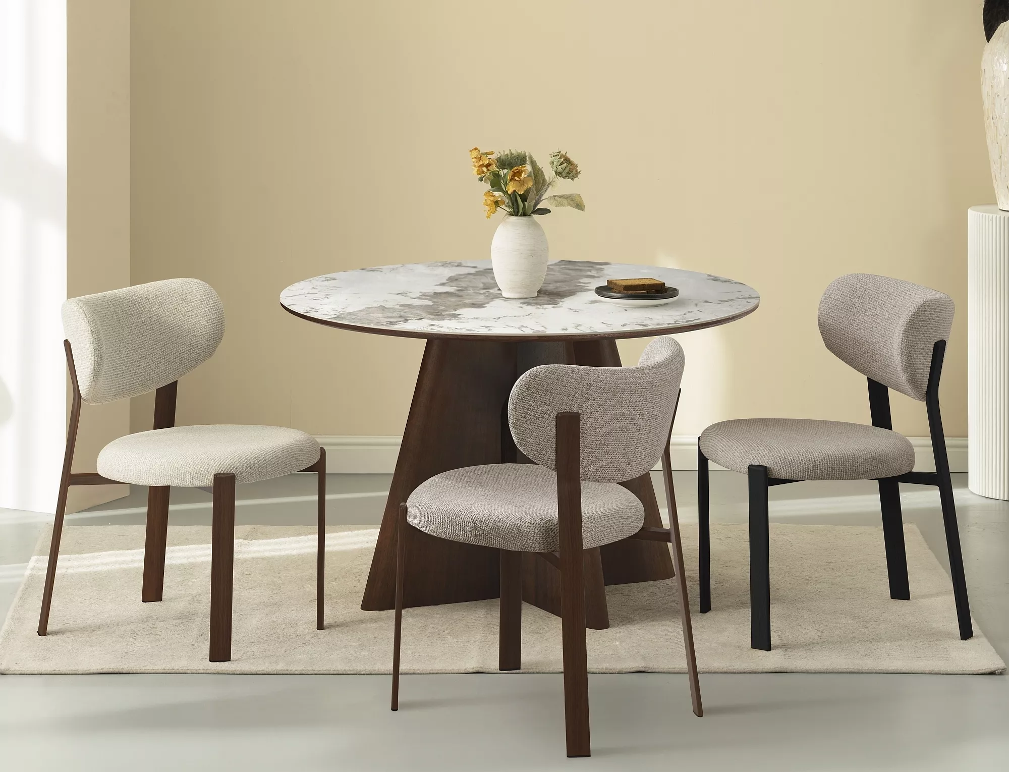 Keramický jedálenský stôl Alzano 120, mramor/orech