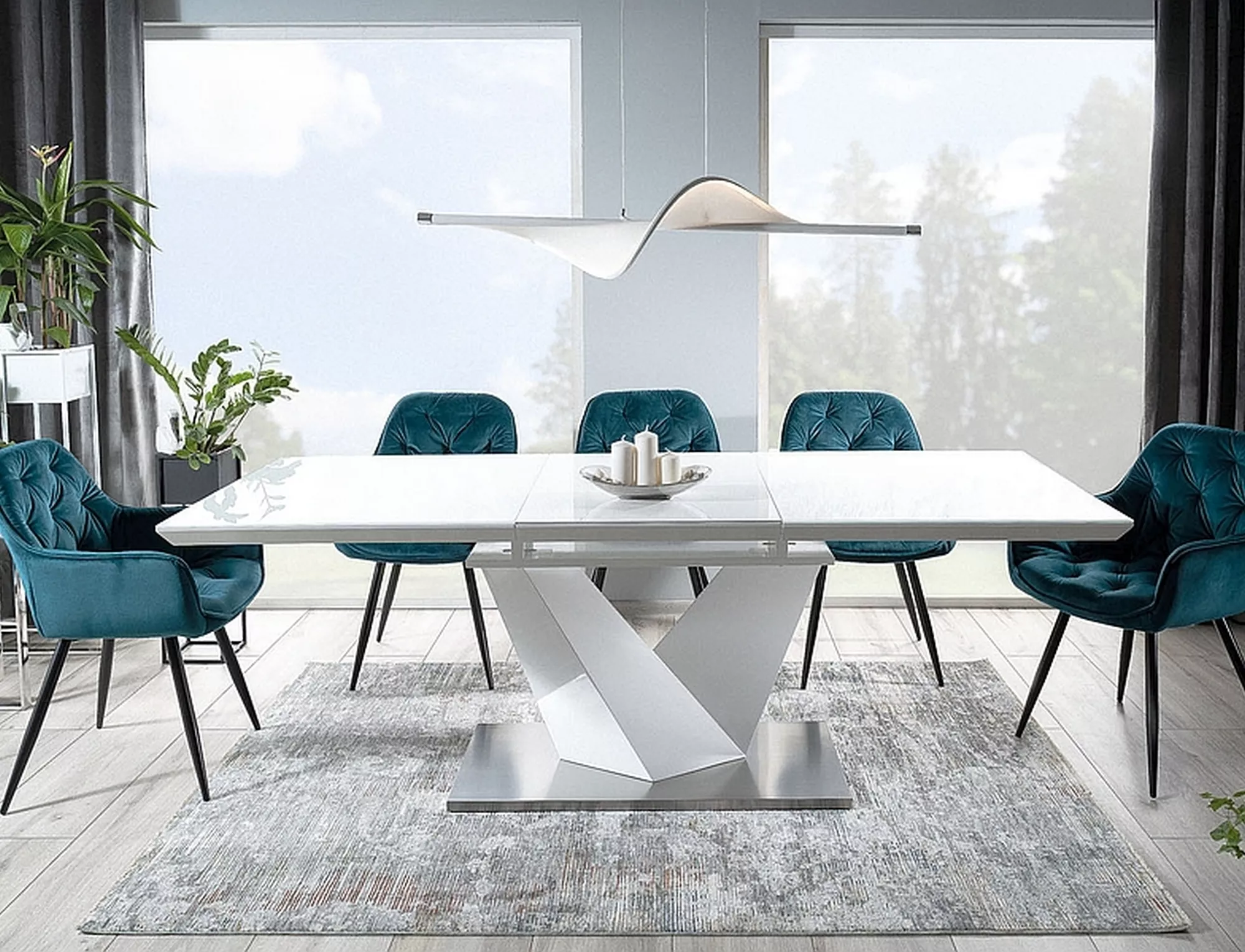 Jedálenská stolička CHERRY VELVET čierna konštrukcia/tyrkys BLUVEL 85 