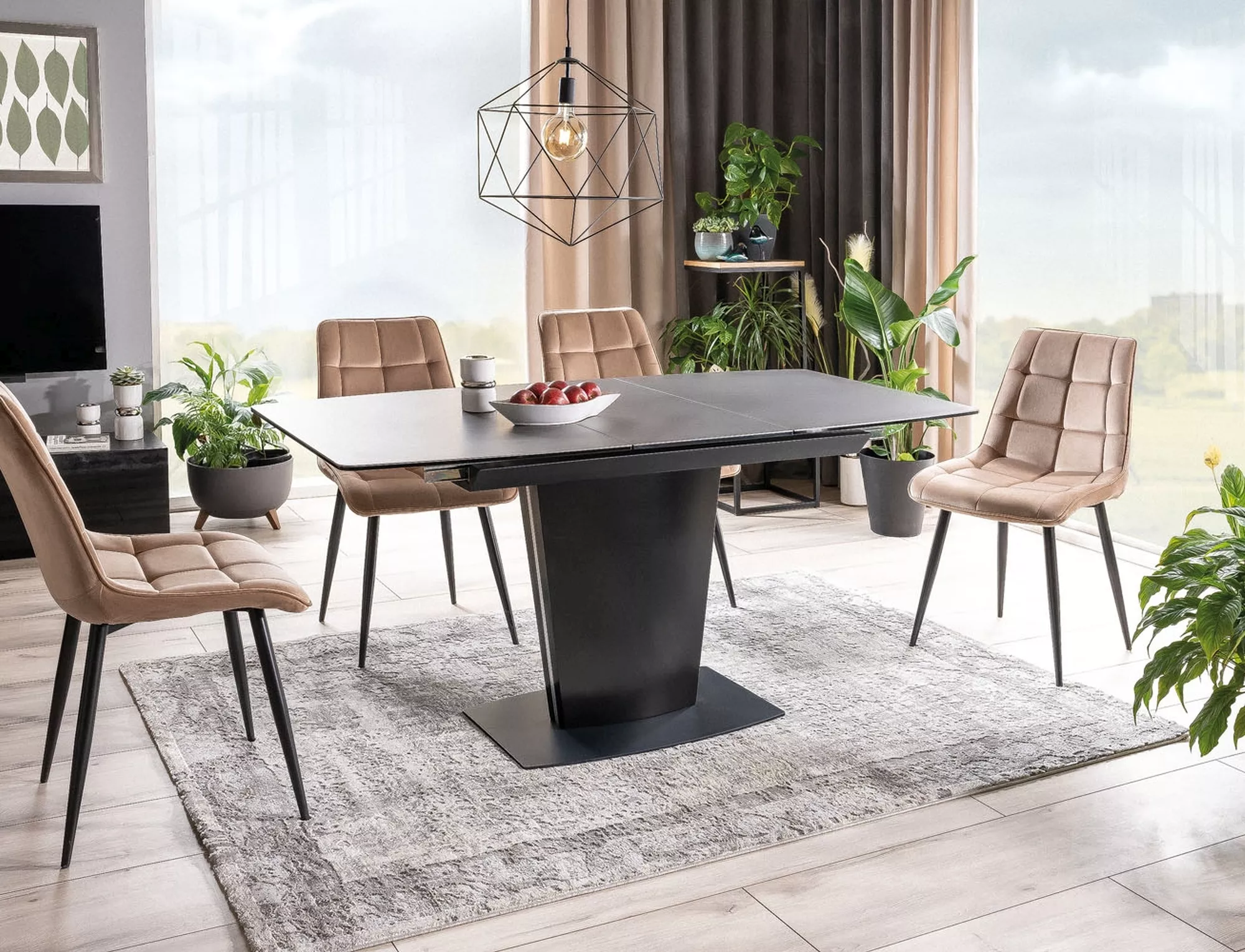 Jedálenská stolička CHIC VELVET čierna konštrukcia / béžová BLUVEL 28