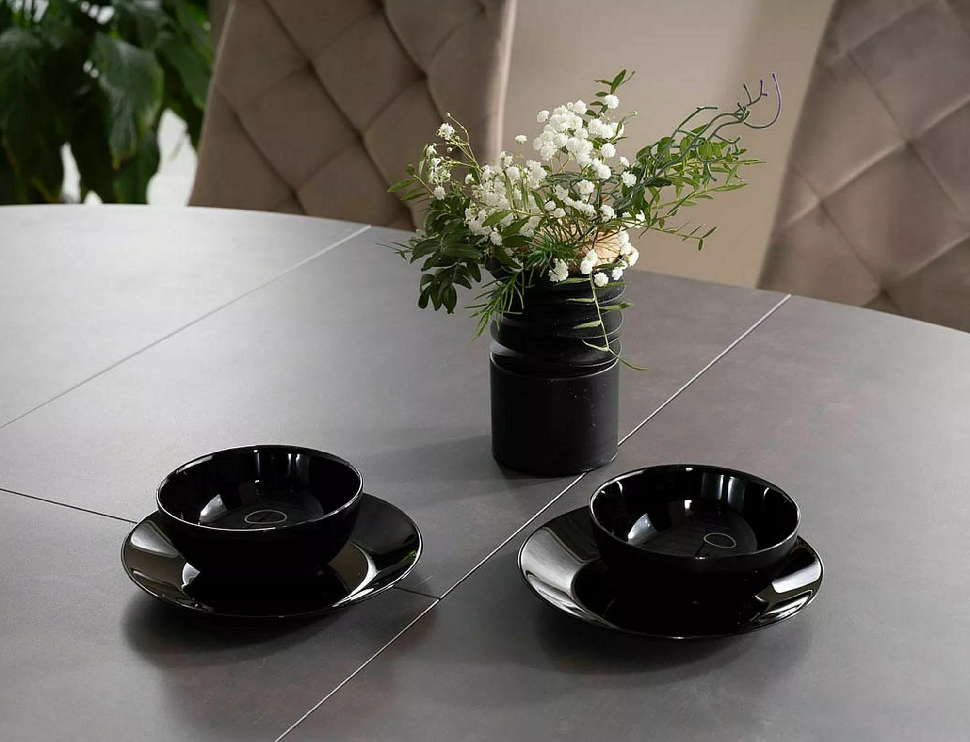 PORTO CERAMIC jedálenský stôl TMAVOSIVÝ MRAMOROVÝ EFEKT/MATNÁ ČIERNA 120(160)X120