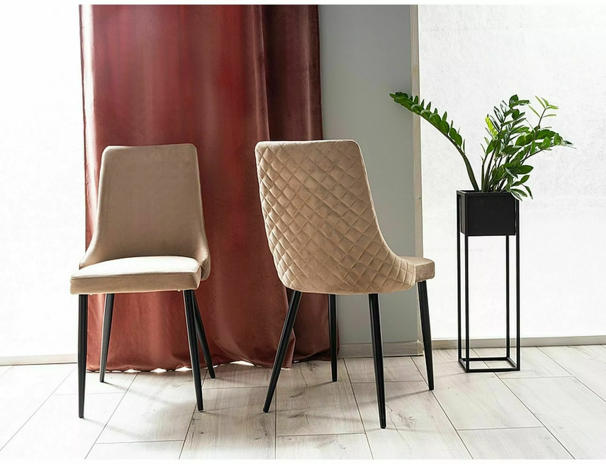 Jedálenská stolička PIANO B VELVET čierna konštrukcia/béžová BLUVEL 28