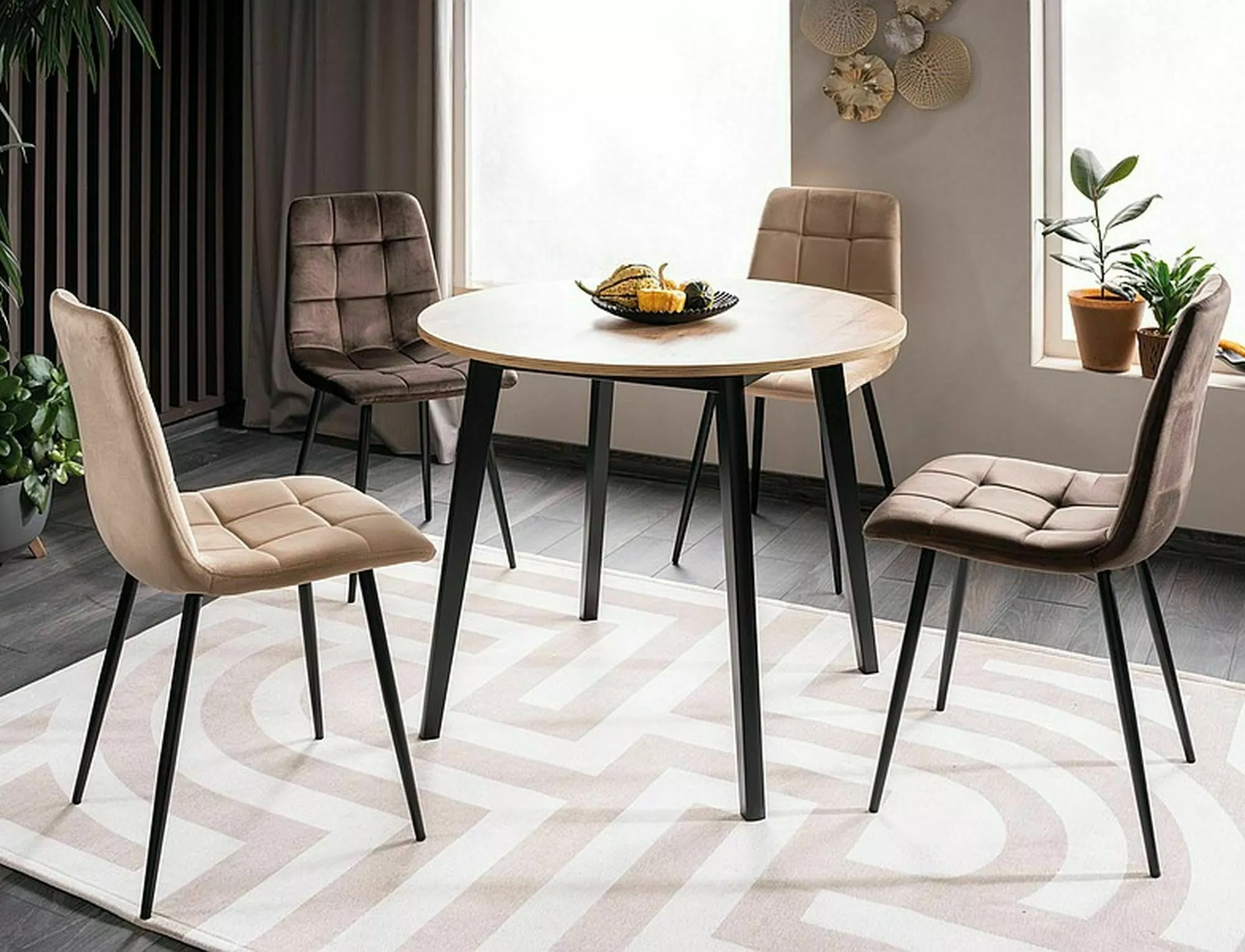 MILA VELVET jedálenská stolička, ČIERNY RÁM/HNEDÁ BLUVEL 48 - NA SKLADE!