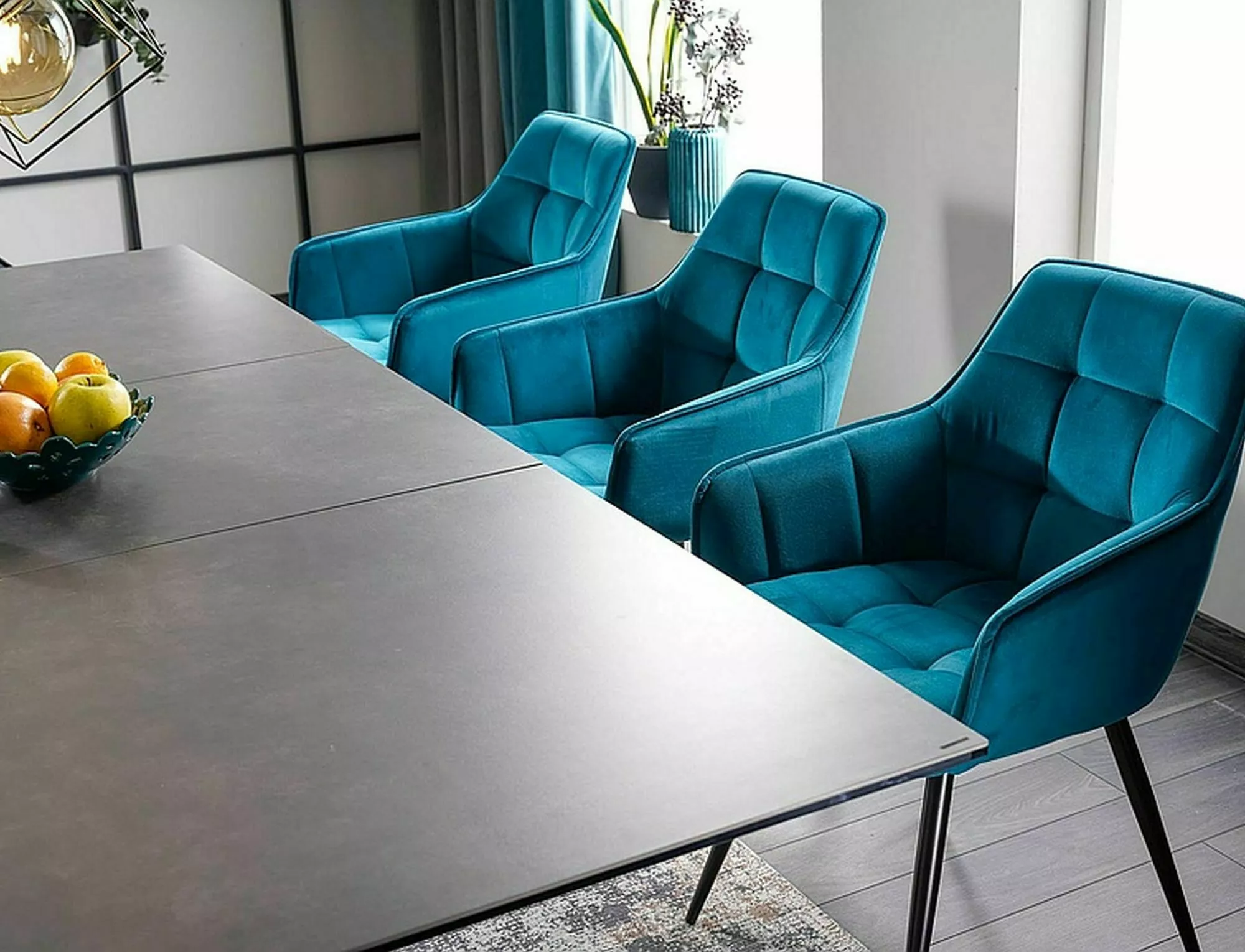 Jedálenská stolička LILIA VELVET čierna konštrukcia/tyrkys BLUVEL 85 