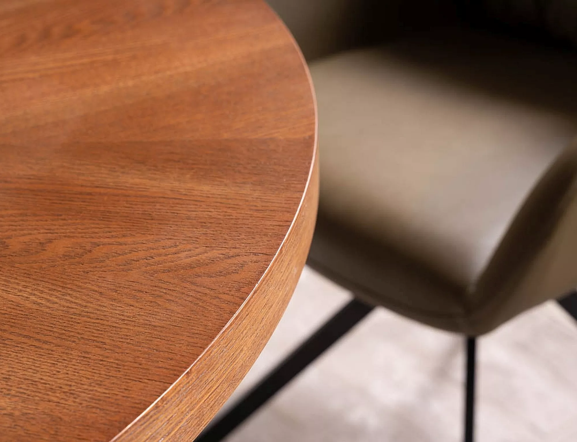 AMADEO jedálenský stôl ORECH/MAT ČIERNA FI 100