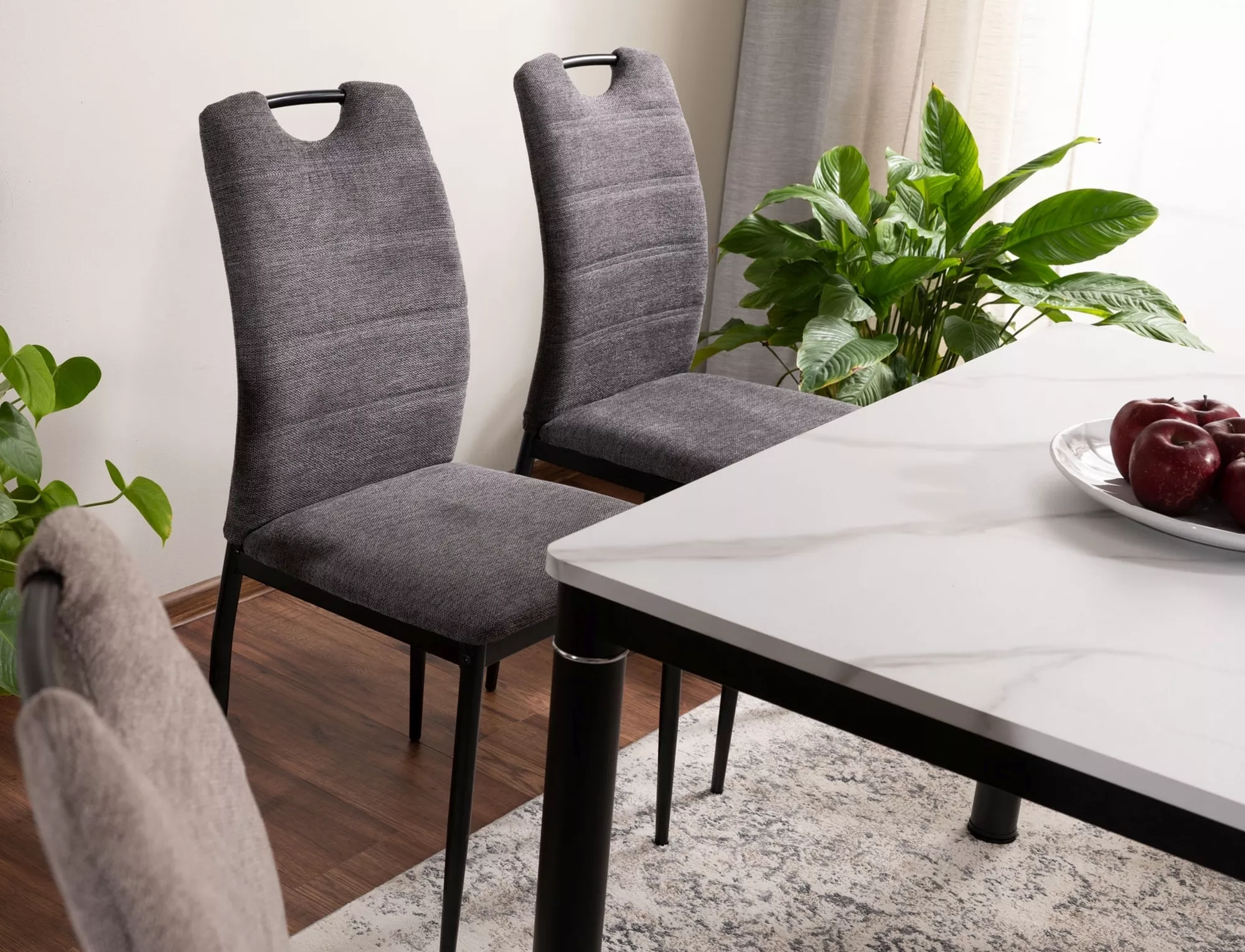 RIP BREGO stolička jedálenská, nohy čierne/ tm.sivá 18