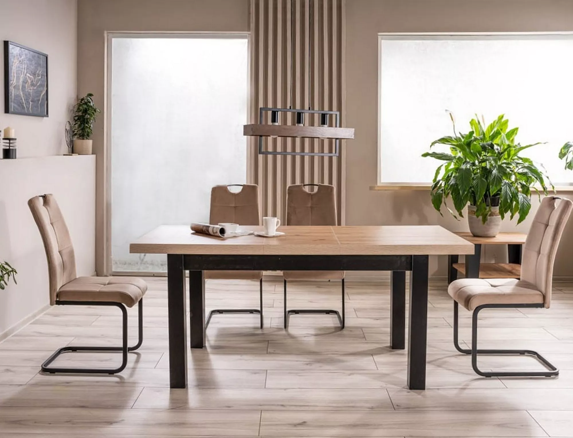 AXO VELVET jedálenská stolička čierny rám/BÉŽOVÁ BLUVEL 28