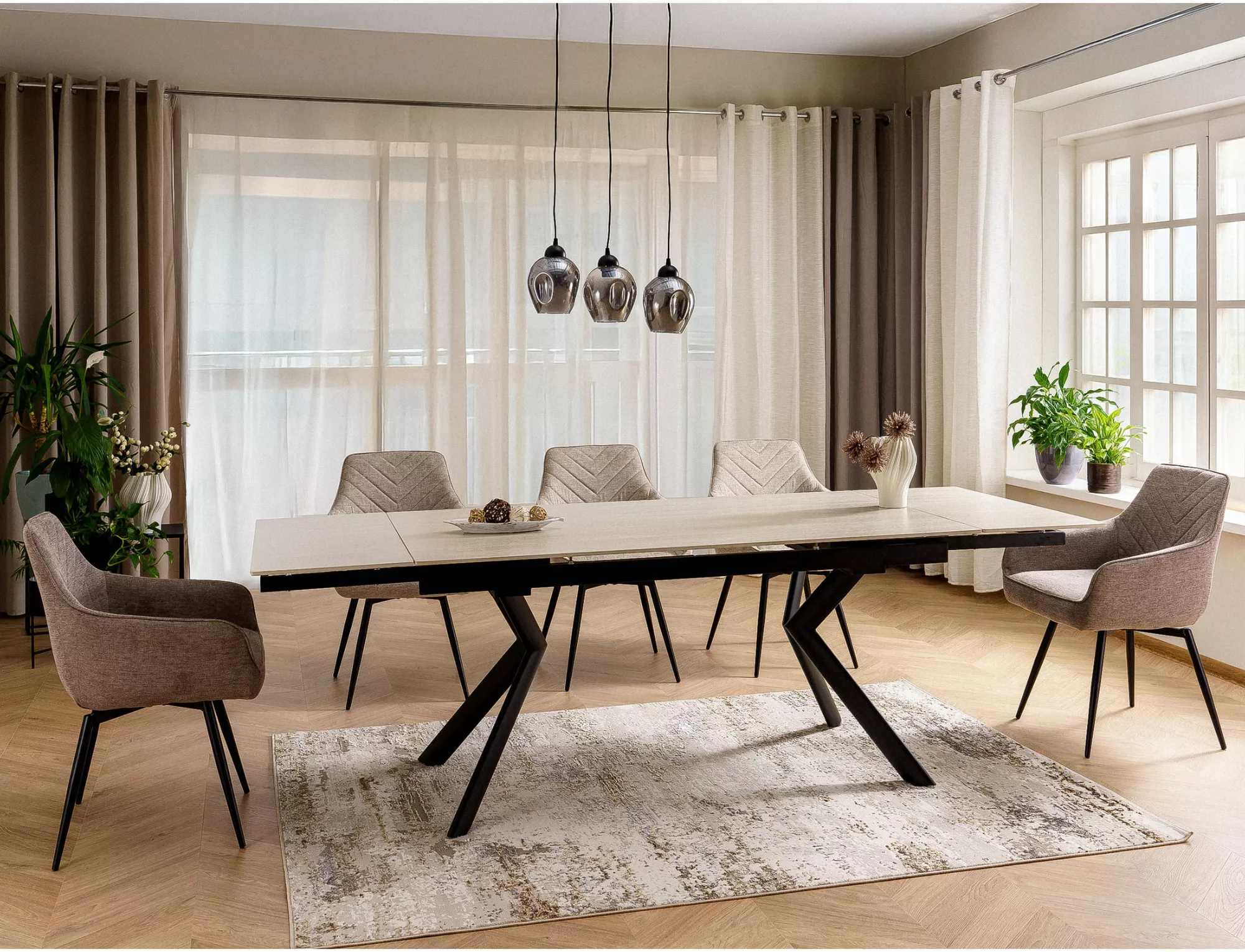 Jedálenský rozkladací stôl Norton, 160-240cm, travertín matná béžová/čierna