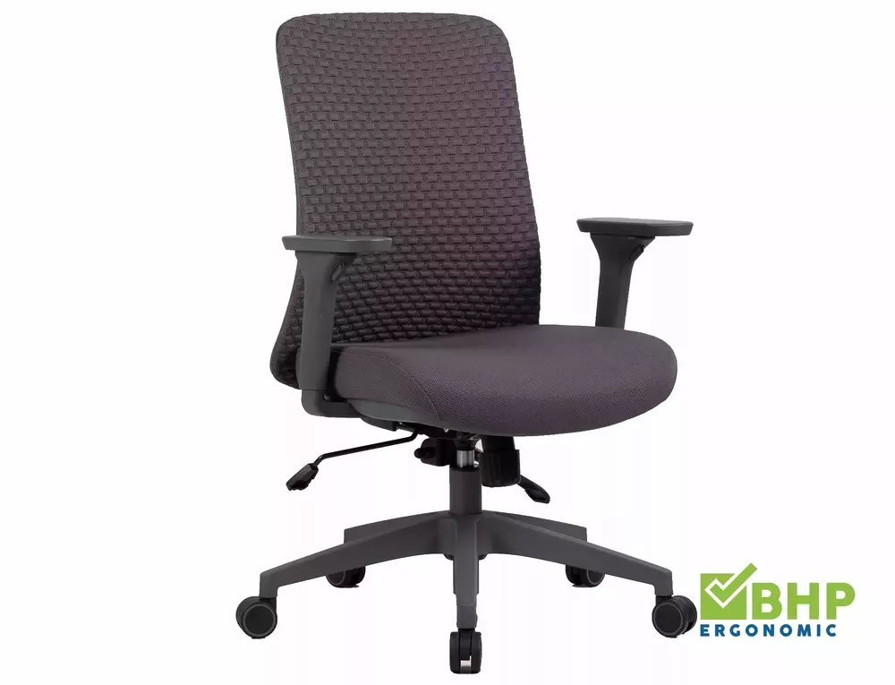 Fotel obrotowy Q-744 1